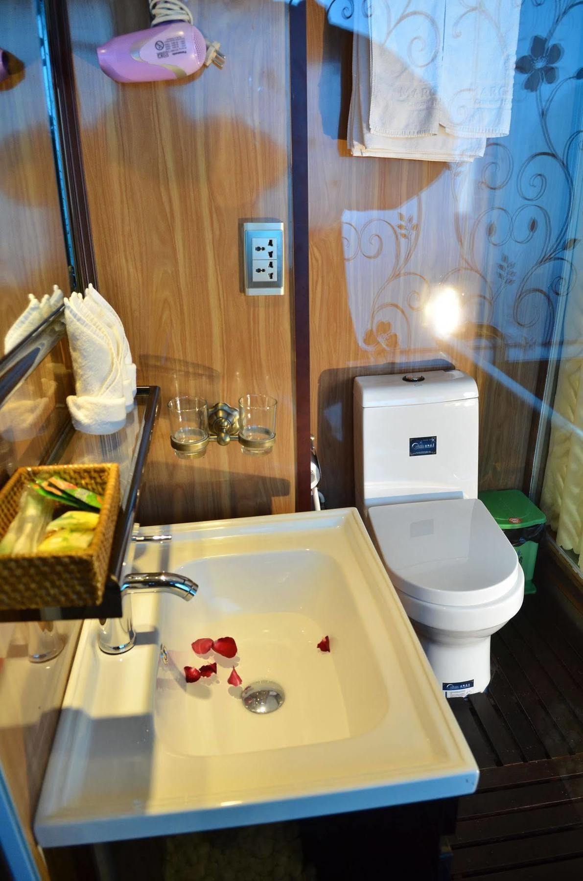 Garden Bay Luxury Cruise Ξενοδοχείο Χα Λονγκ Εξωτερικό φωτογραφία